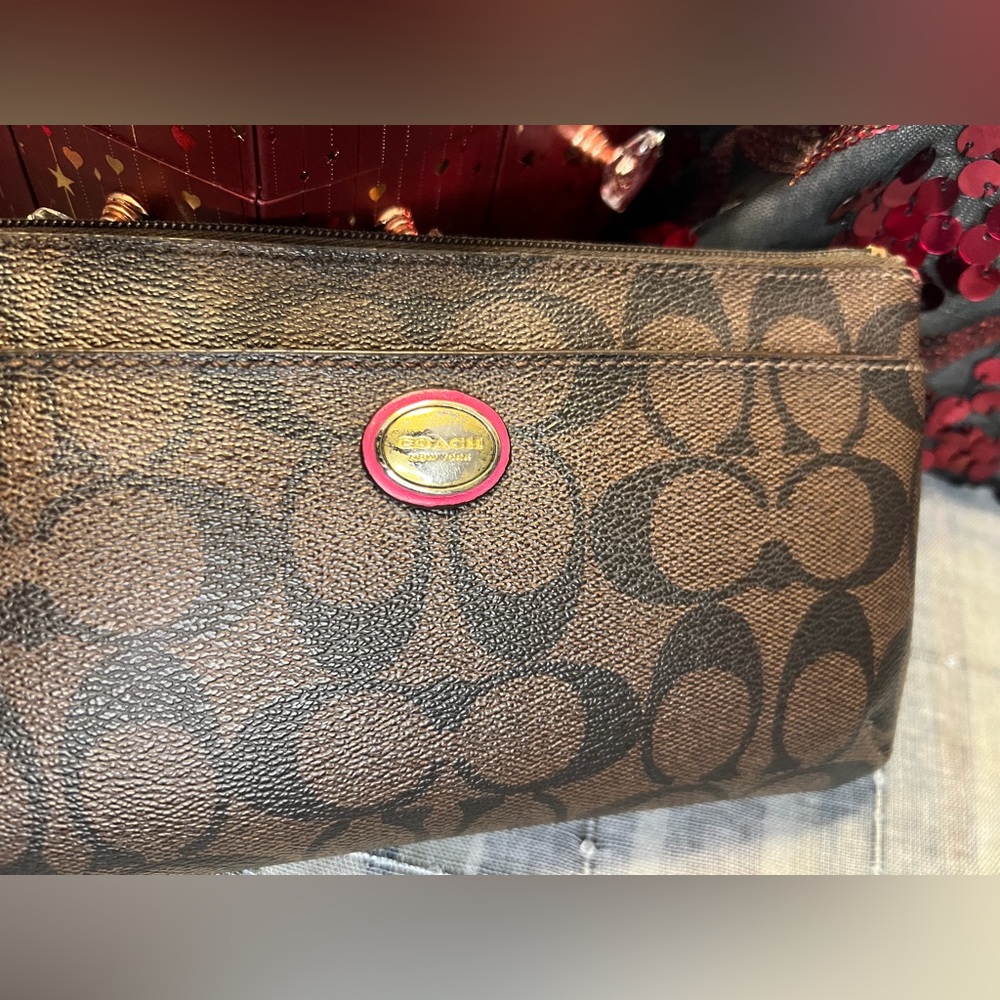 Coach Dark Brown Safiano Signature C Wristlet with Pink Trim - Picture 3 of 13